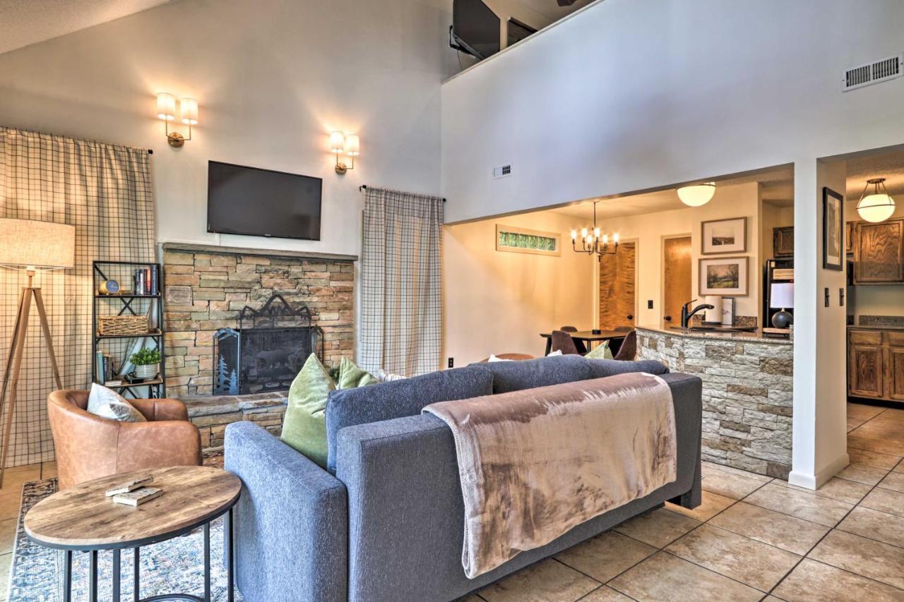 Gatlinburg Chalet with Hot Tub, Sauna&Mountain View Bagian luar foto